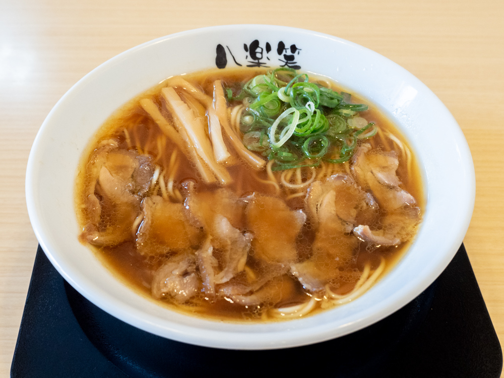 八楽笑 笠岡 尾道 台湾など個性あふれる8種のこだわりラーメン どれを食べても満足できる丁寧なラーメンづくり 備後とことこ