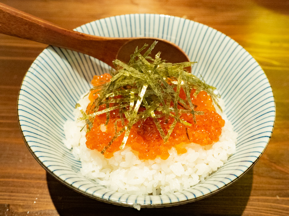 ひろや:いくら丼
