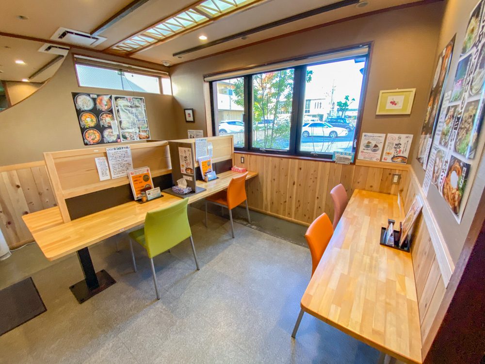 盛たに:店内