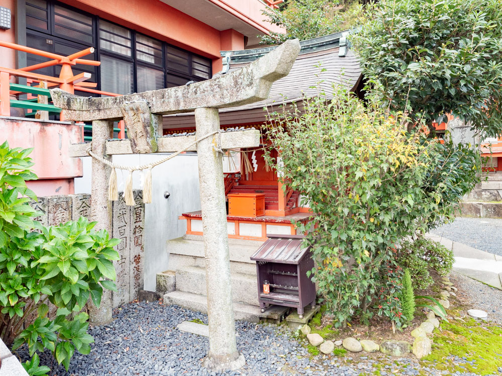 草戸稲荷神社:五社稲荷神社