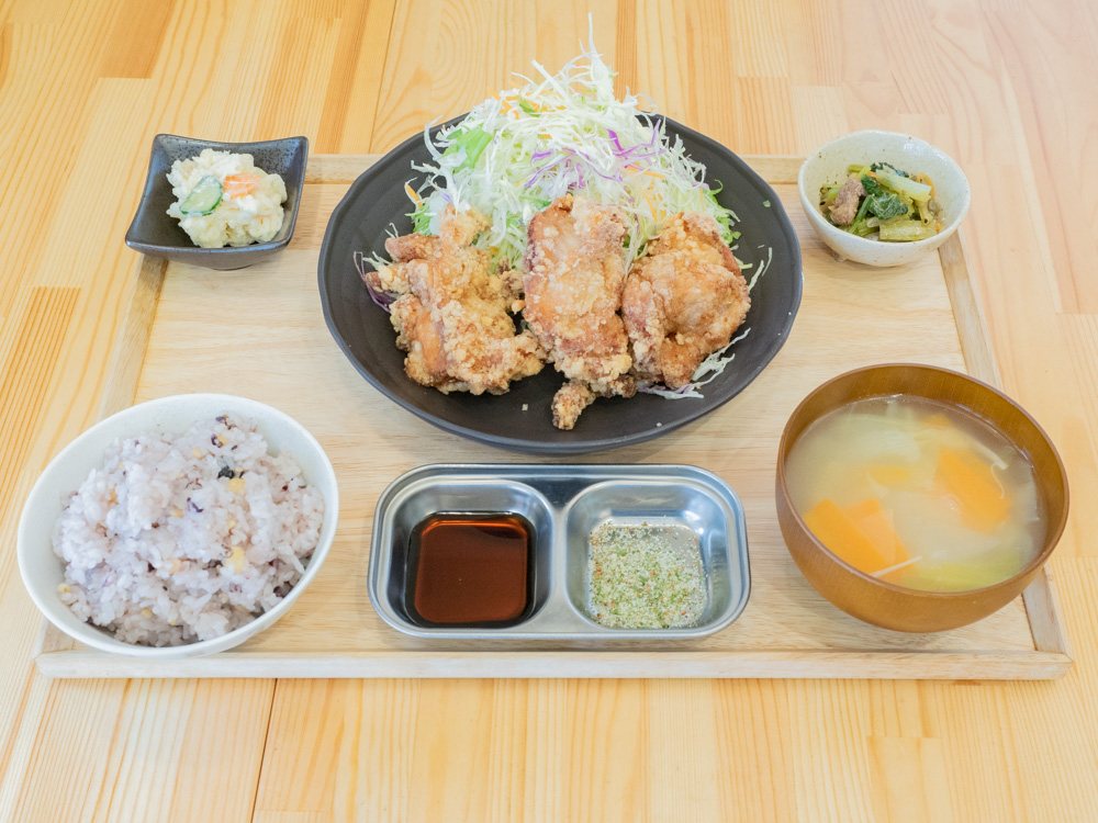 日鶏ひとり:日鶏定食