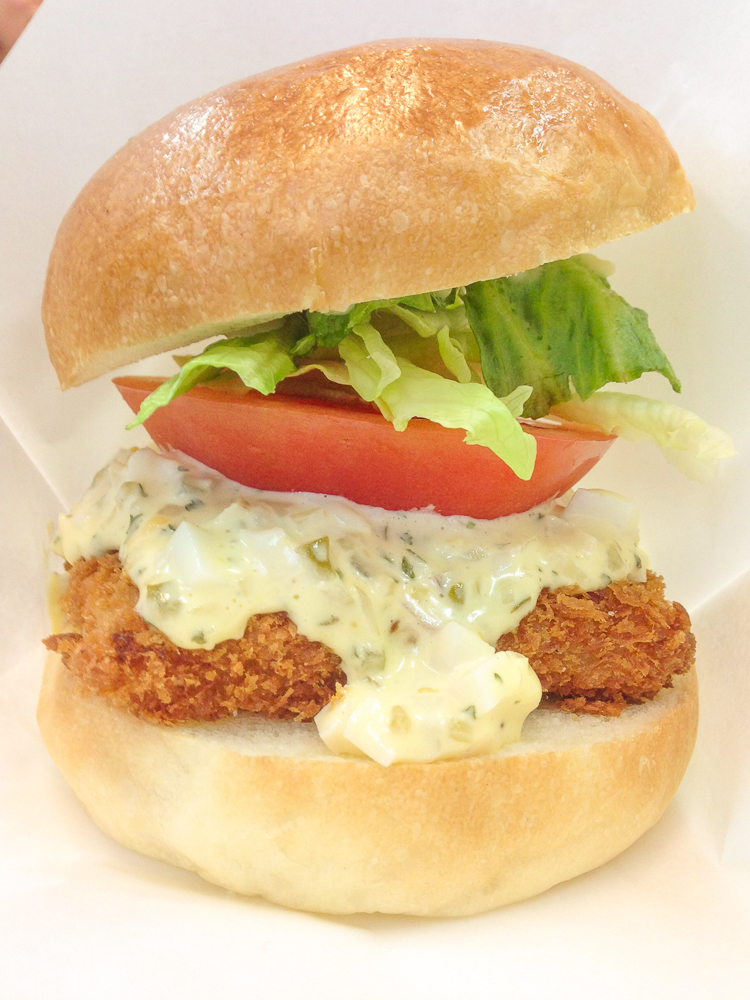 ジョンバーガー&カフェ:フィッシュトマトバーガー