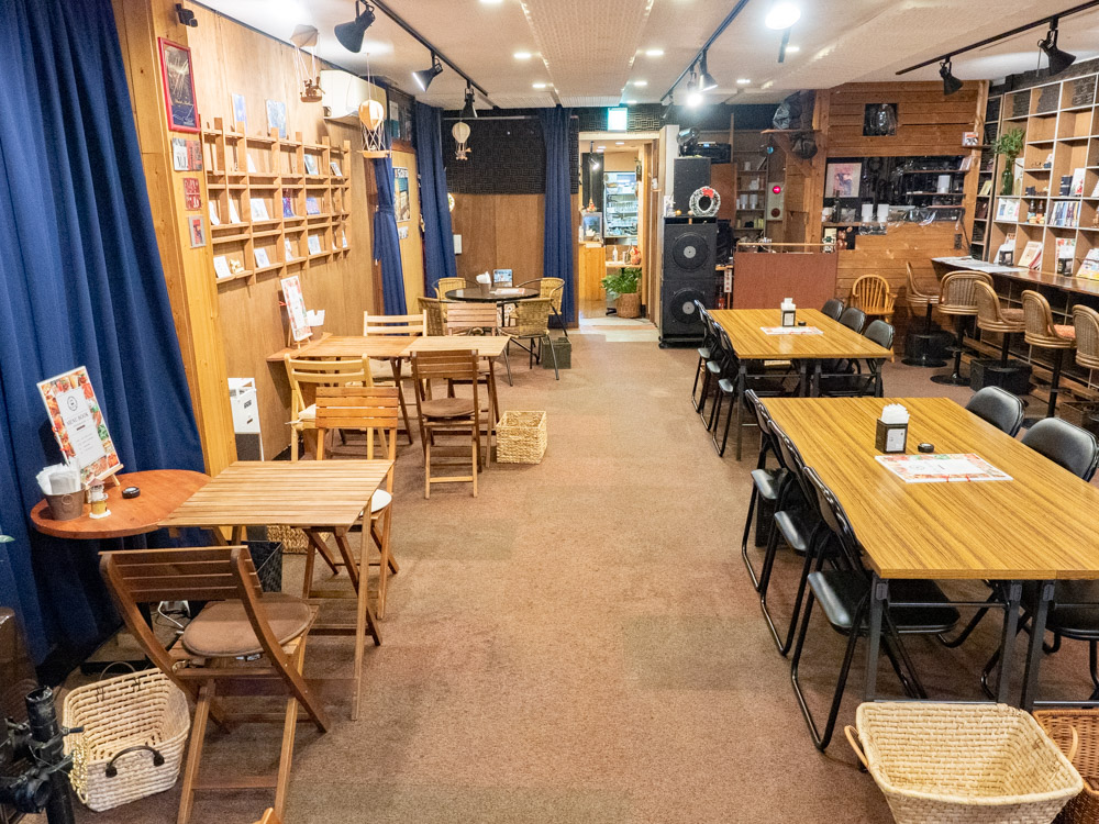 ジョンバーガー&カフェ:店内