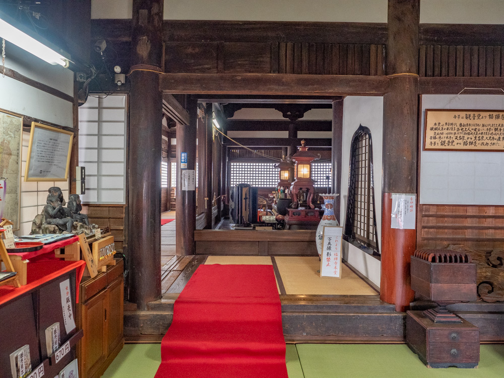 福禅寺:対潮楼から本堂への入口