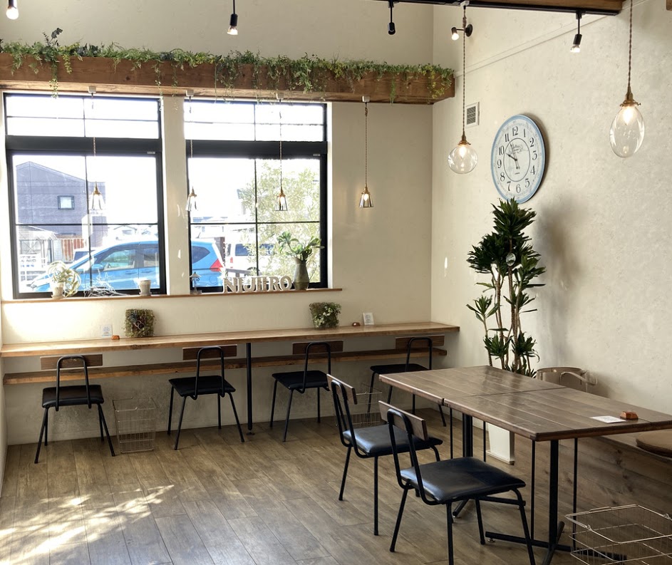 nijiiro喫茶。店内