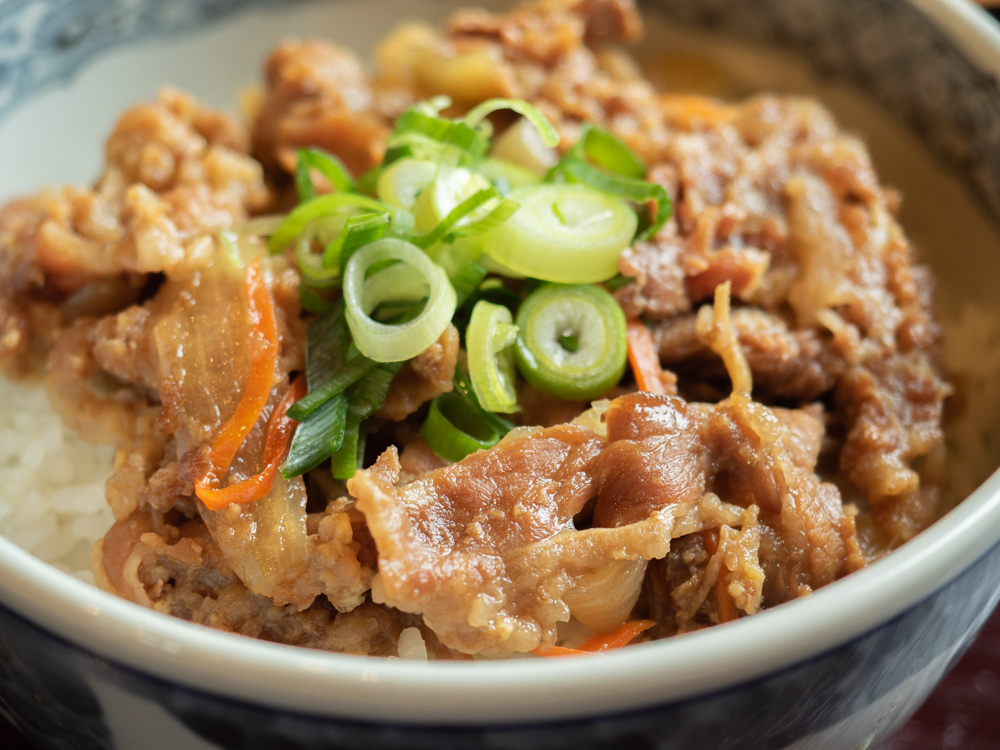 服部屋:肉めし
