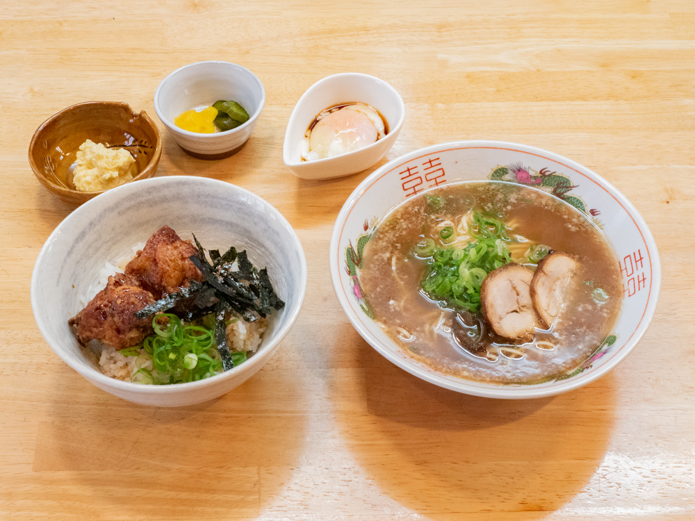 さんいち:鶏めし