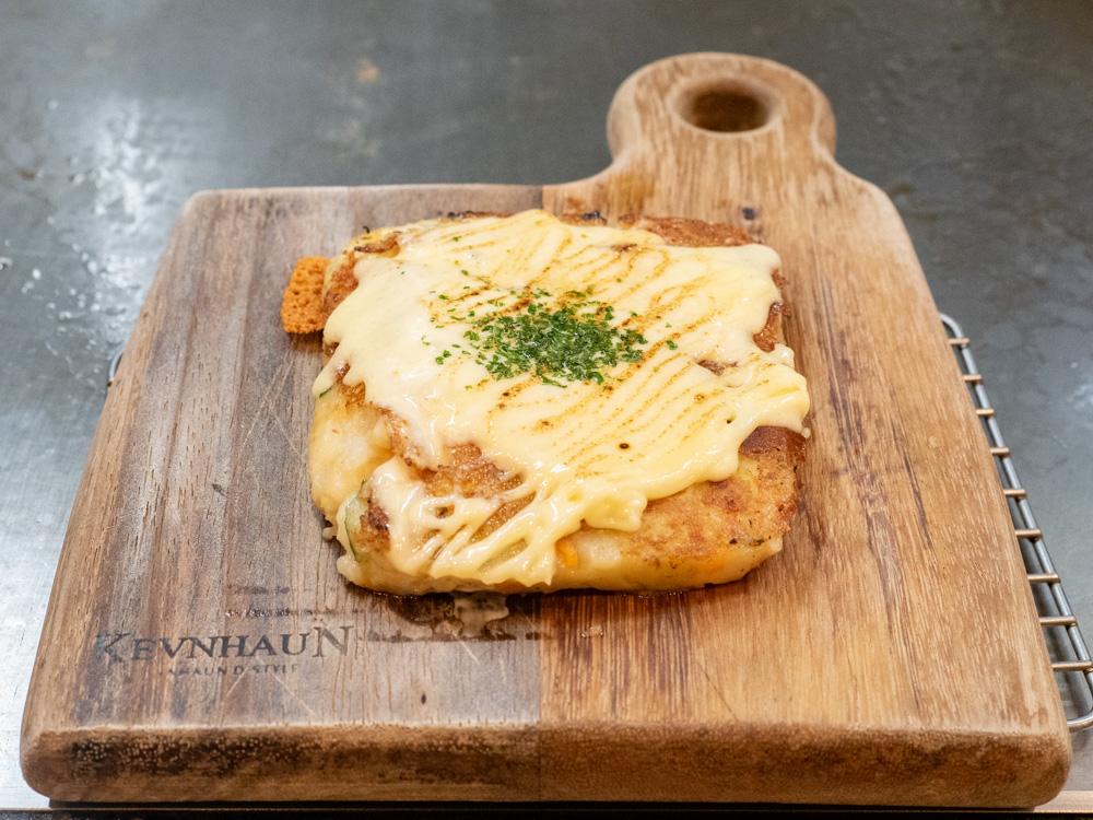 えんまる:鉄板焼ポテトサラダ