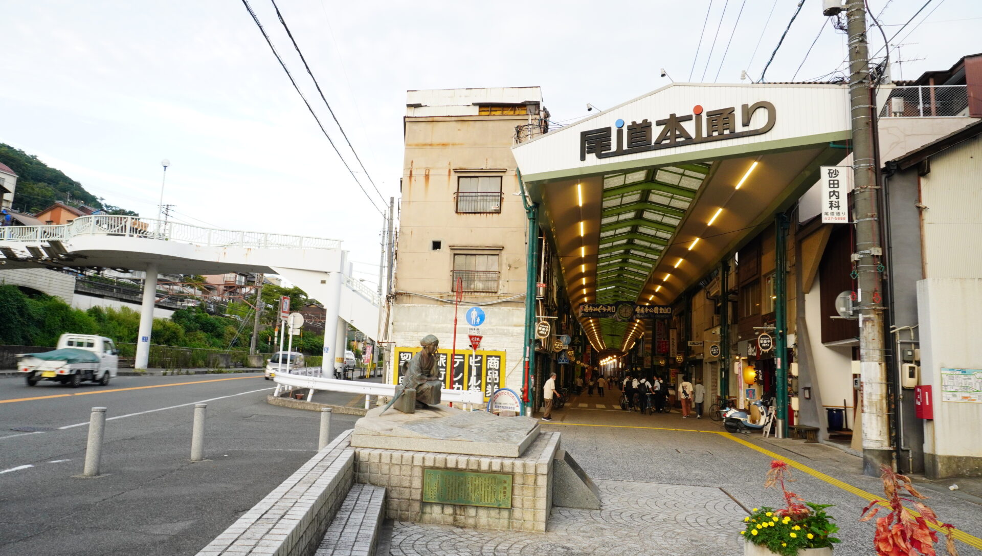 山麓の休憩所までは2時間かけてベビーカーで行き